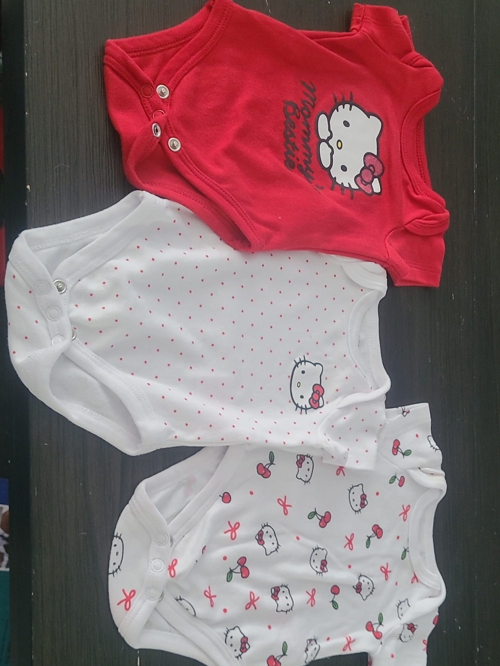 Hello Kitty Red and White Baby Bodysuit Set